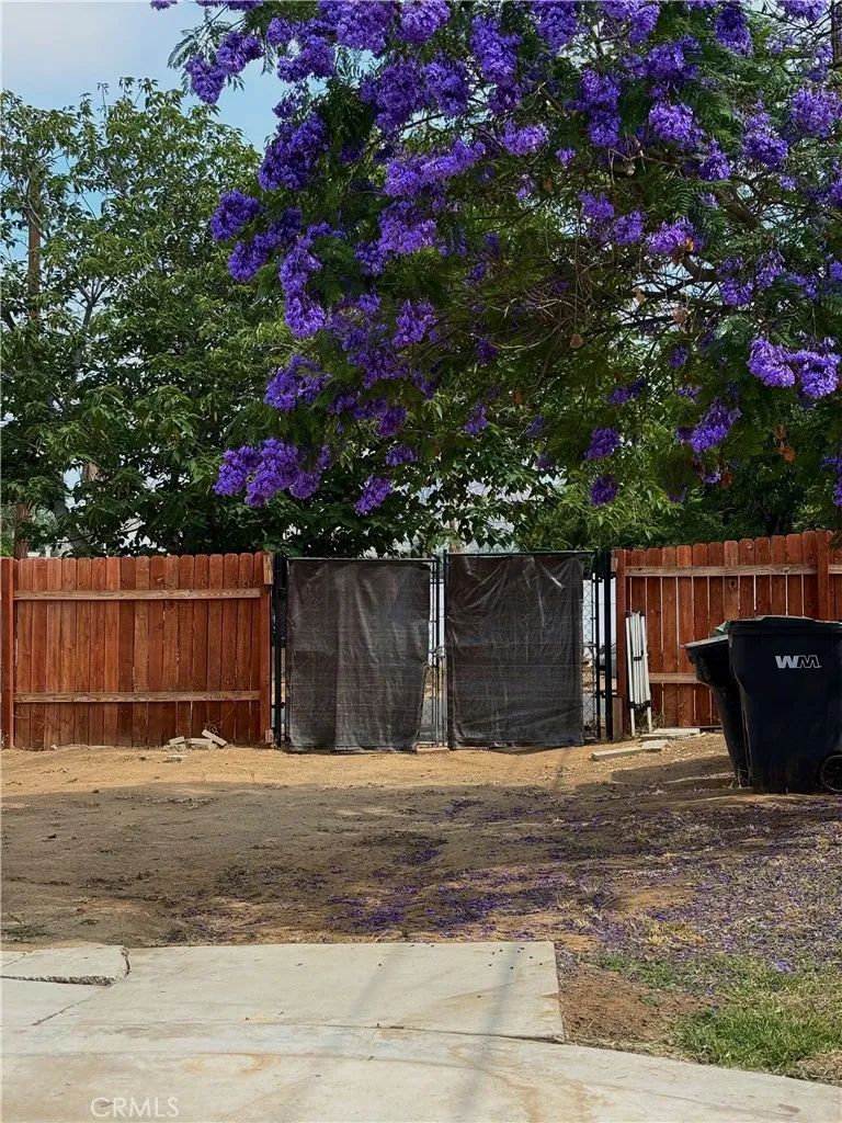 414 Iowa Avenue, Riverside, California 92507 home-pic-30